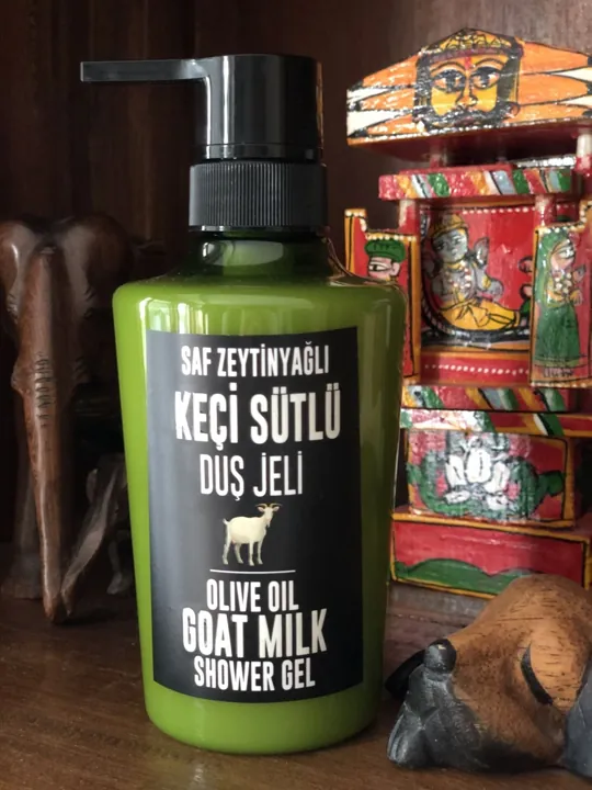 Pompalı şişede saf zeytinyağlı keçi sütlü duş jeli, 400 ml